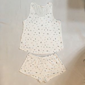 Soft As A Feather Sleep Set